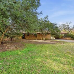 1916 Norwood Lane, Arlington, TX  76013